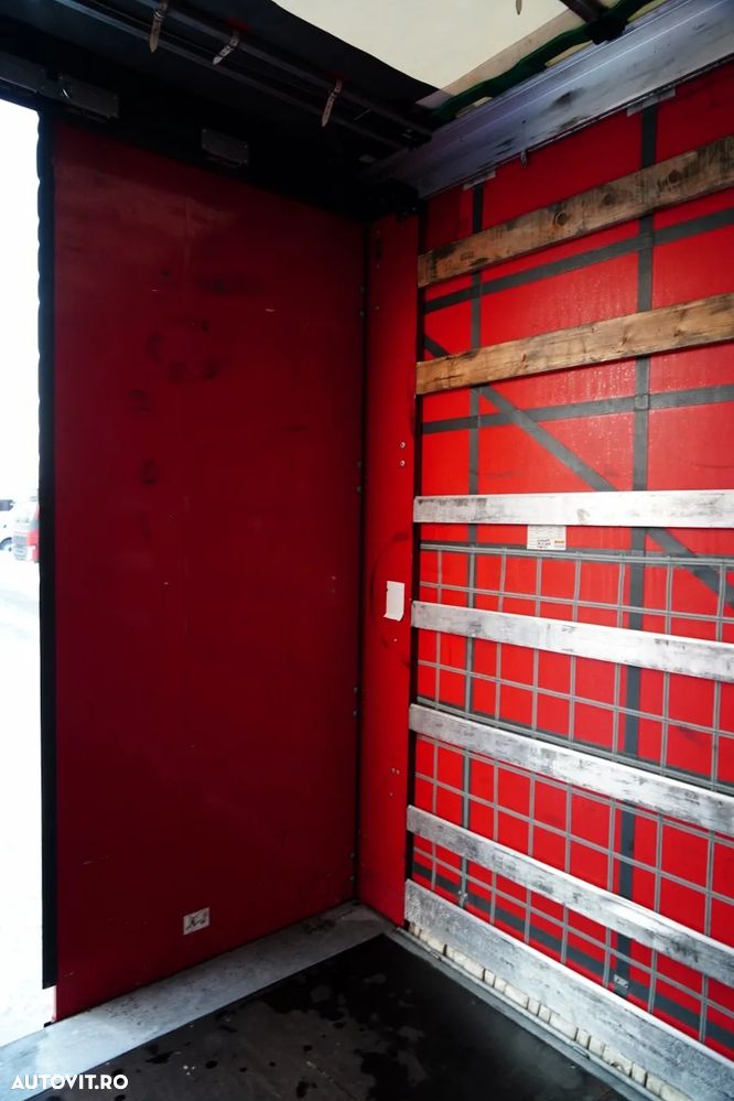 Volvo FH 460 / COMBINAT TANDEM / 120 M3 / TRANSPORT / I-SAVE / I-PARK COOL / PUNTE RIDICATĂ / PUNTE DIRECȚIE / CORTINĂ RANFORSATĂ - 24