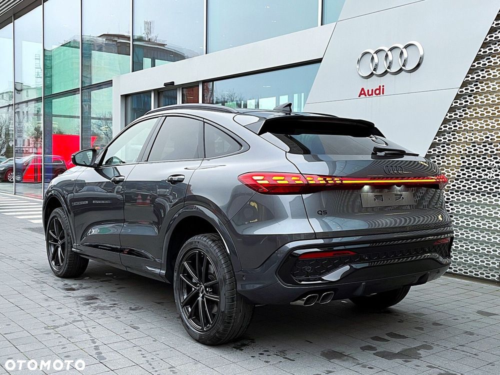 Audi Q5 Sportback - 4