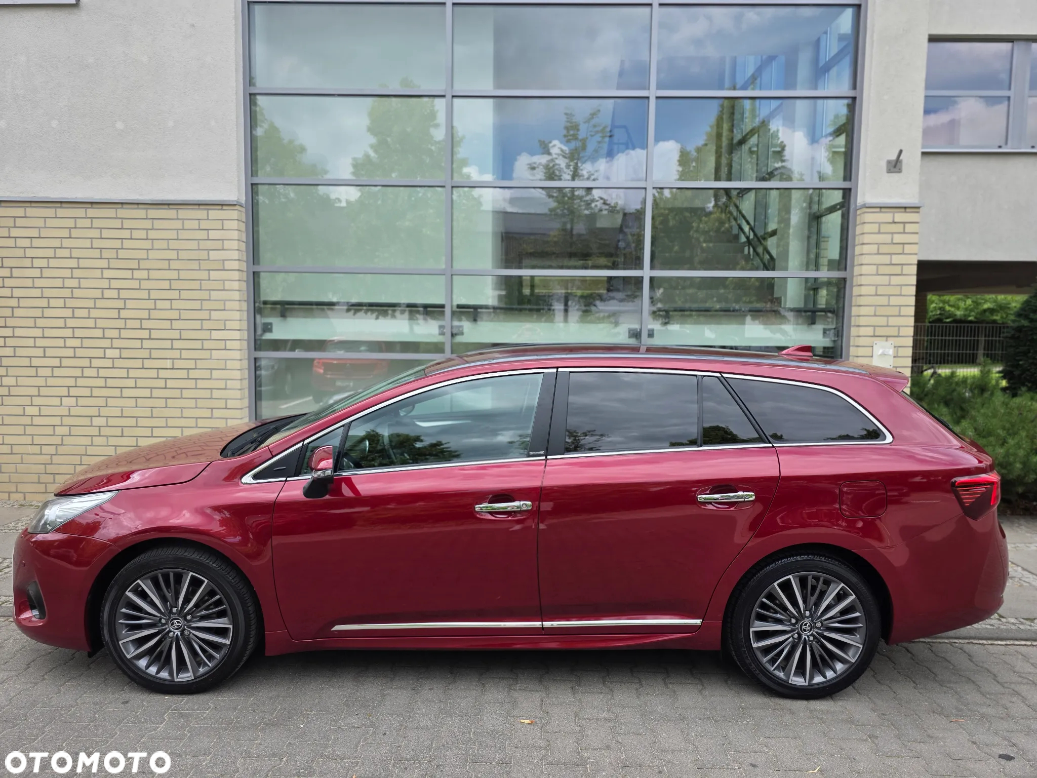 Toyota Avensis 1.8 Prestige - 4
