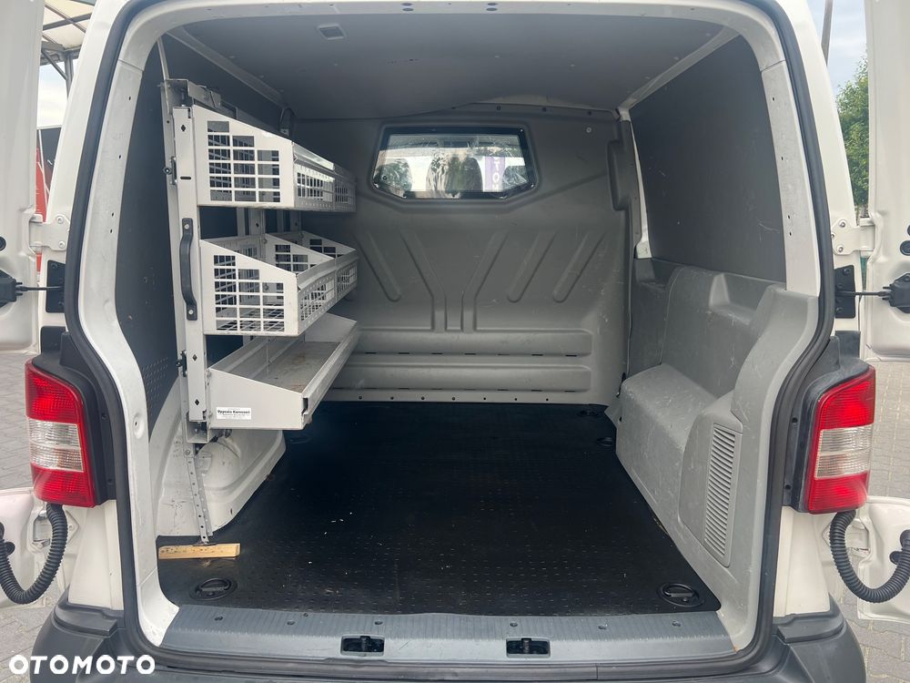 Volkswagen Transporter - 14