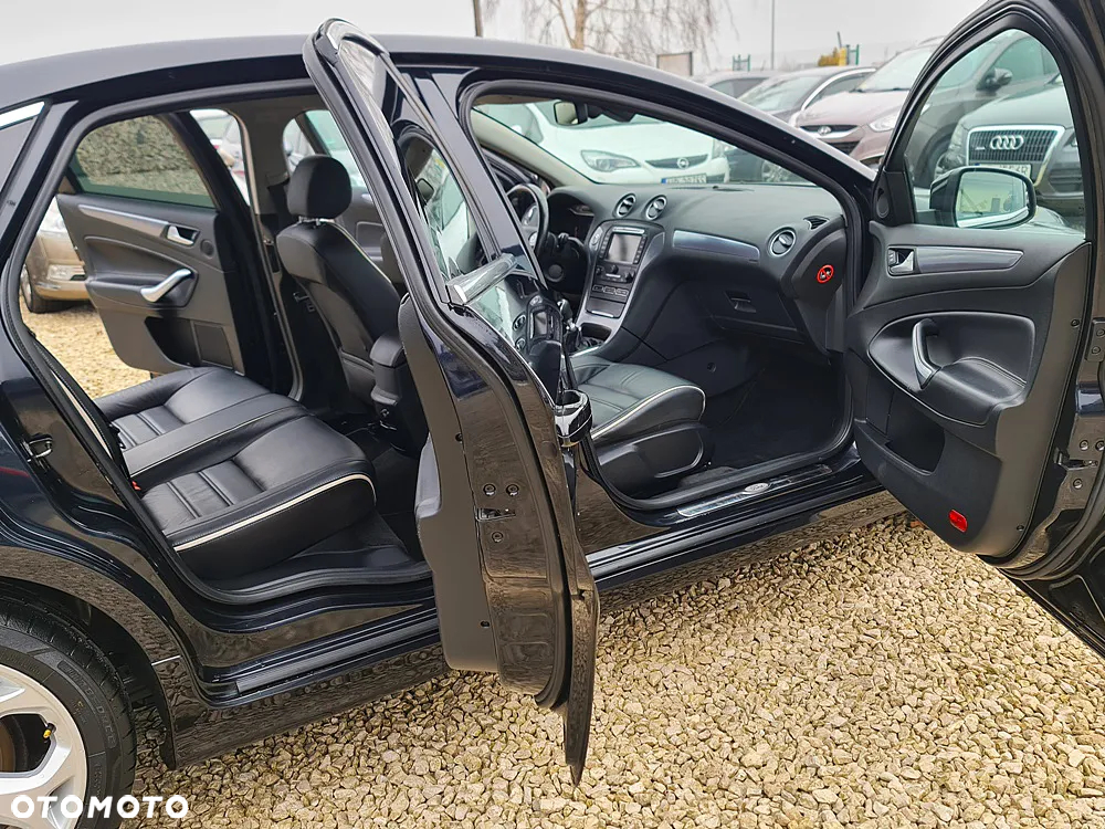 Ford Mondeo Turnier 2.0 TDCi Ambiente - 11