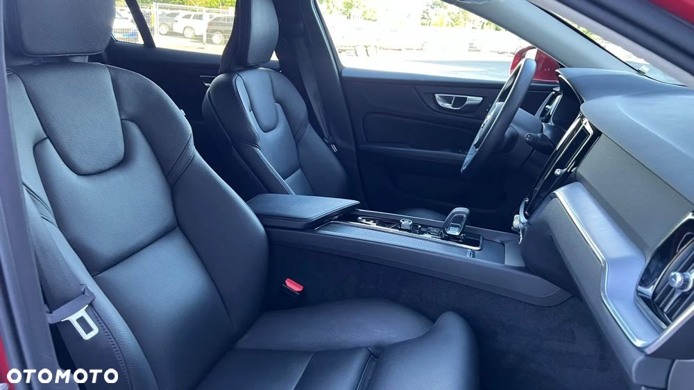 Volvo V60 B3 B Momentum Pro - 15