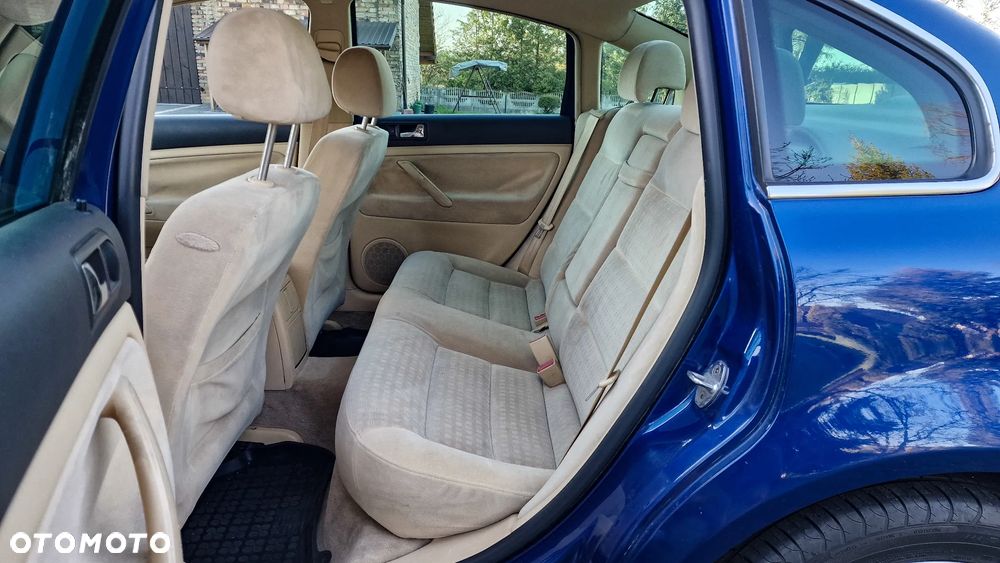 Volkswagen Passat 2.0 Comfortline - 7