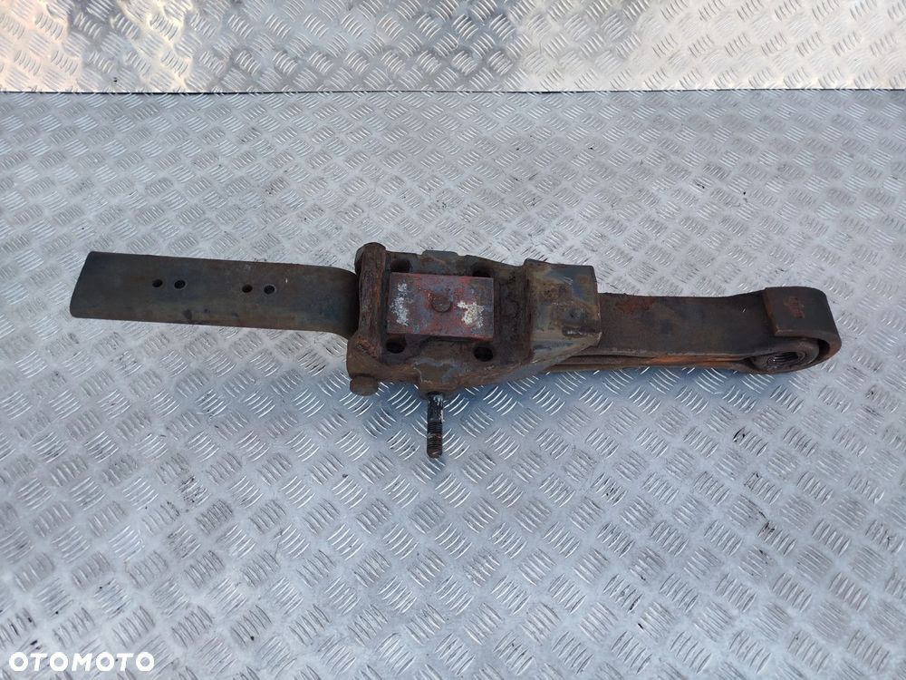 RESOR PÓŁRESOR OSI PODWIESZANEJ SCANIA - 1