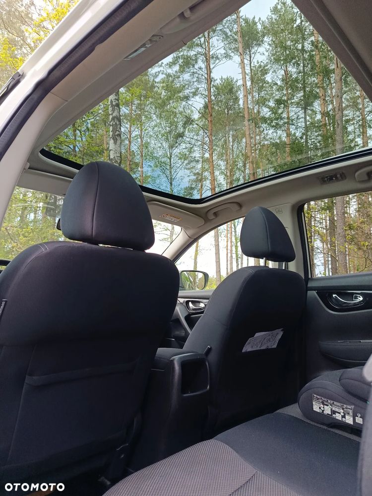 Nissan Qashqai 1.6 DCi Xtronic TEKNA - 12