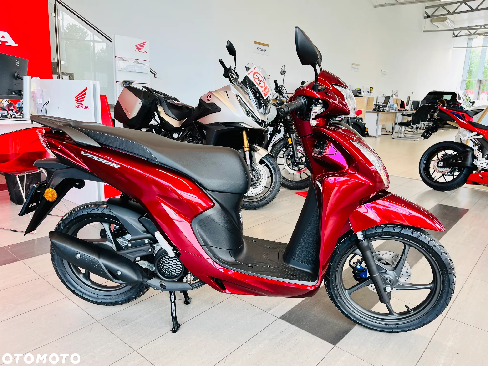 Honda Vision - 2