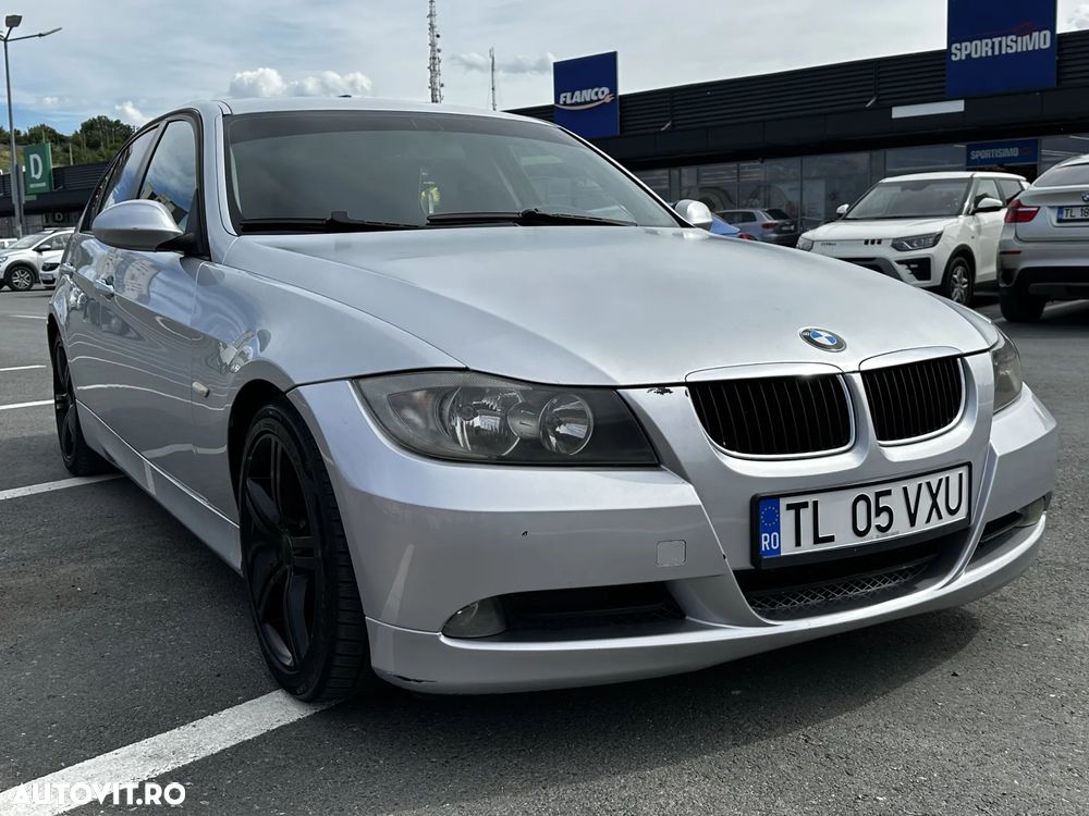 BMW Seria 3 318d - 1