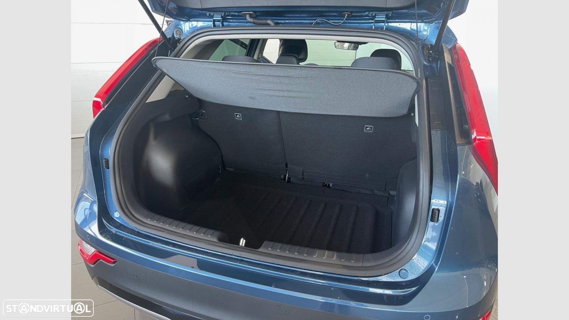 Kia Niro EV 64kWh Drive - 4
