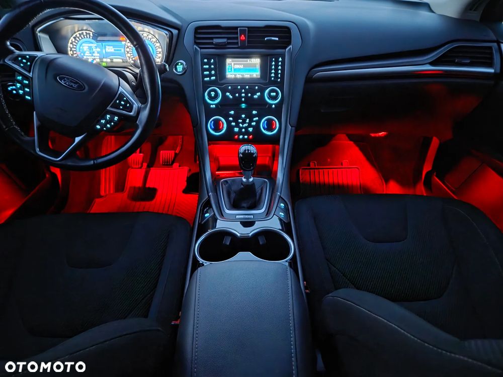 Ford Mondeo - 18