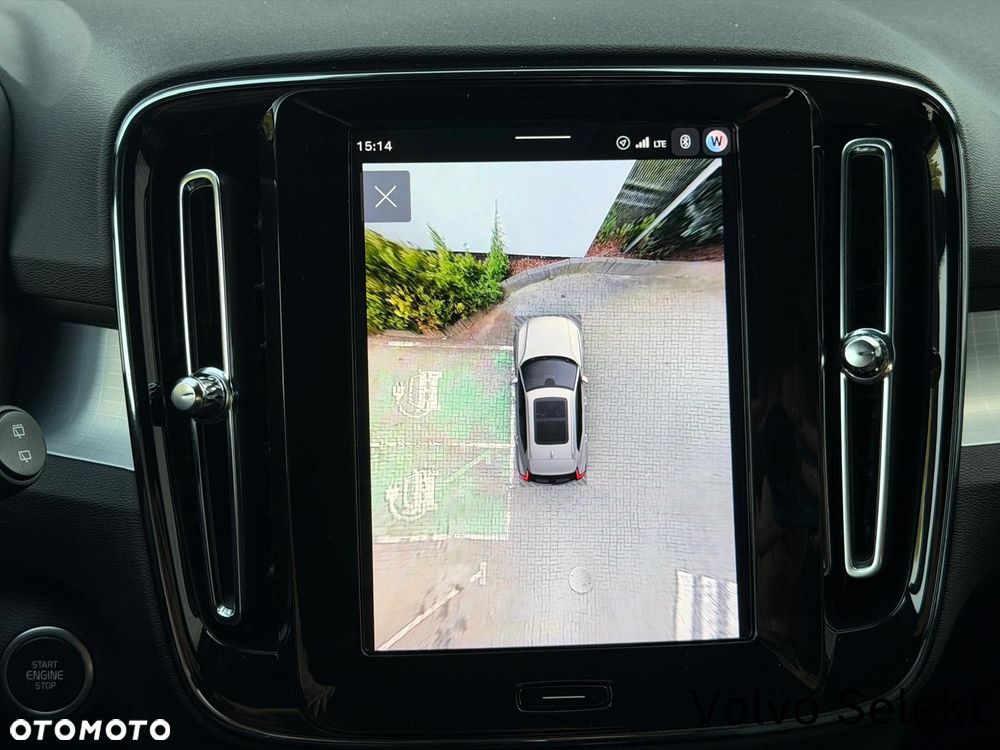 Volvo XC 40 - 30