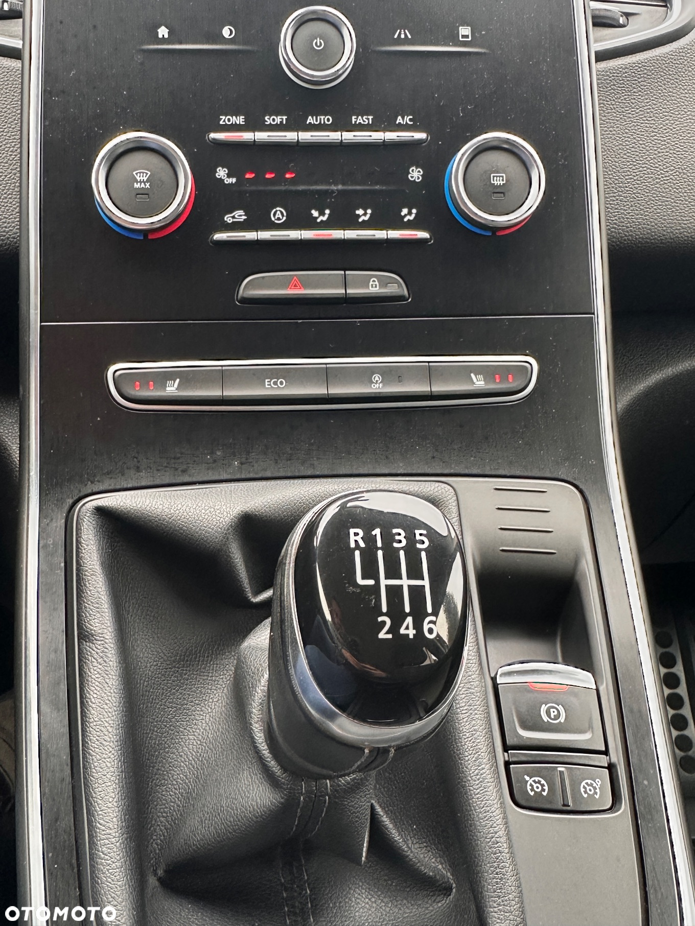 Renault Grand Scenic ENERGY TCe 115 Expression - 21