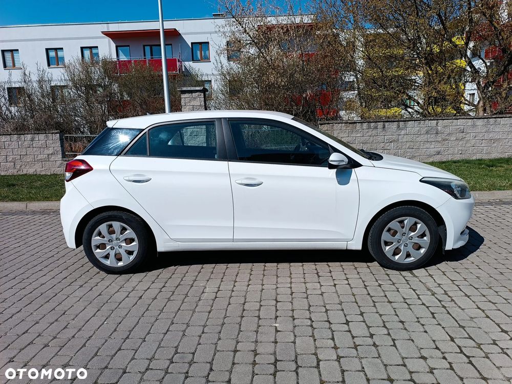 Hyundai i20 1.2 Classic Plus - 11