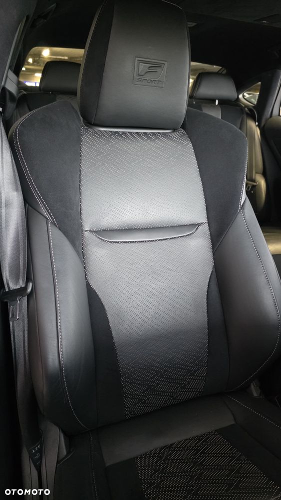 Lexus LS - 17