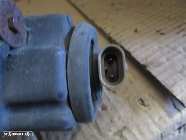 Farol Nevoeiro FARNEV175 LEXUS IS200 2002 USADO FD KOITO - 4