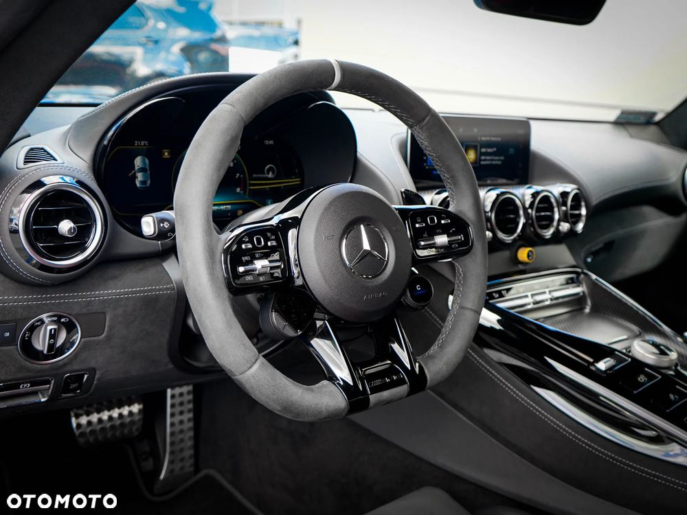 Mercedes-Benz AMG GT R - 15