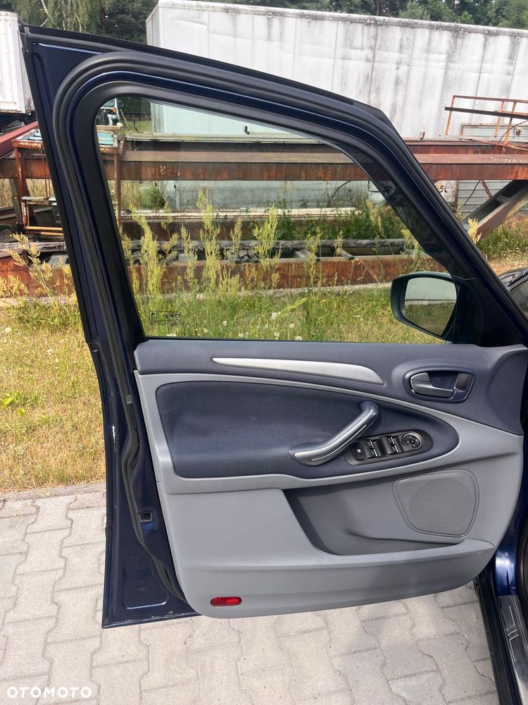 Ford S-Max 2.0 TDCi Titanium - 13