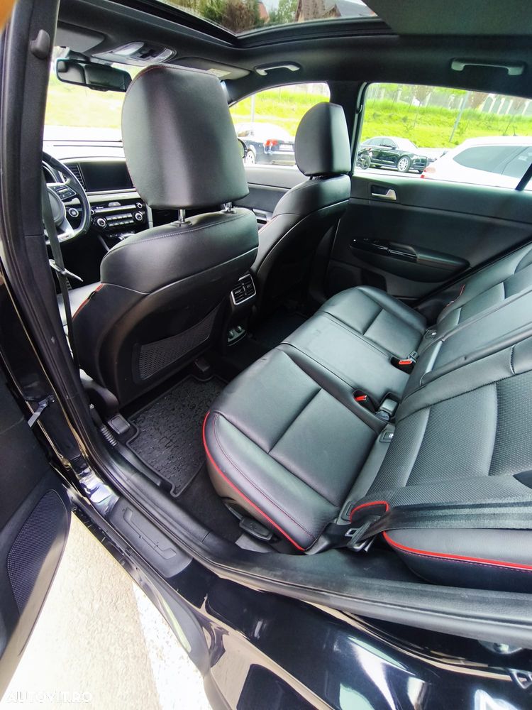 Kia Sportage 1.6 CRDI AWD Eco-Dynamics+ (48V M-H) DCT GT LINE - 7