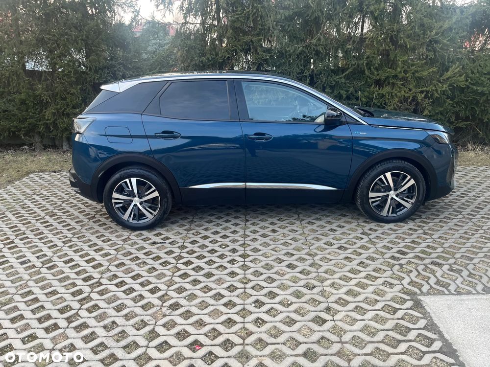 Peugeot 3008 1.6 PureTech HYbrid Allure S&S EAT8 - 1