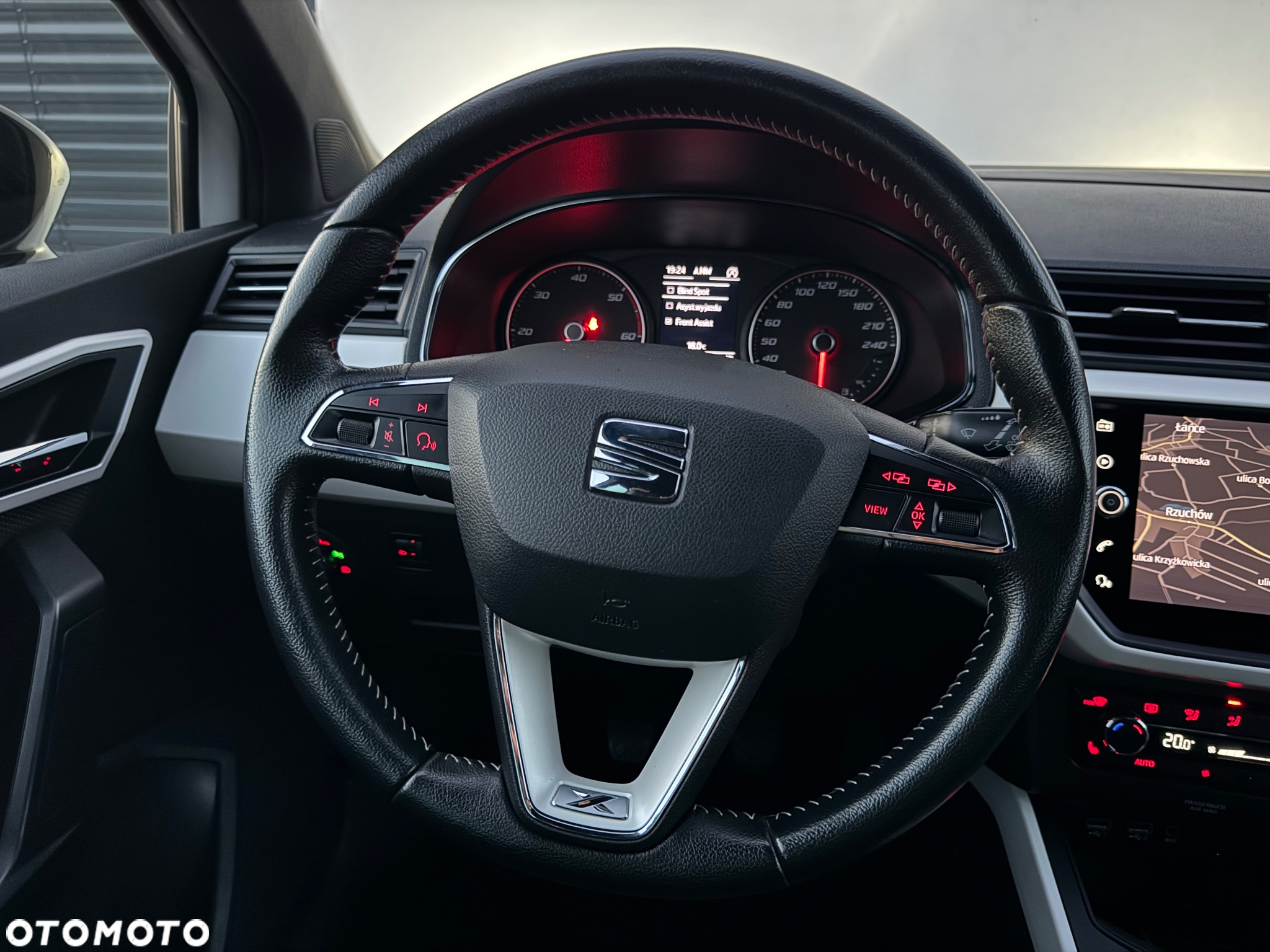Seat Arona 1.6 TDI XCELLENCE - 10