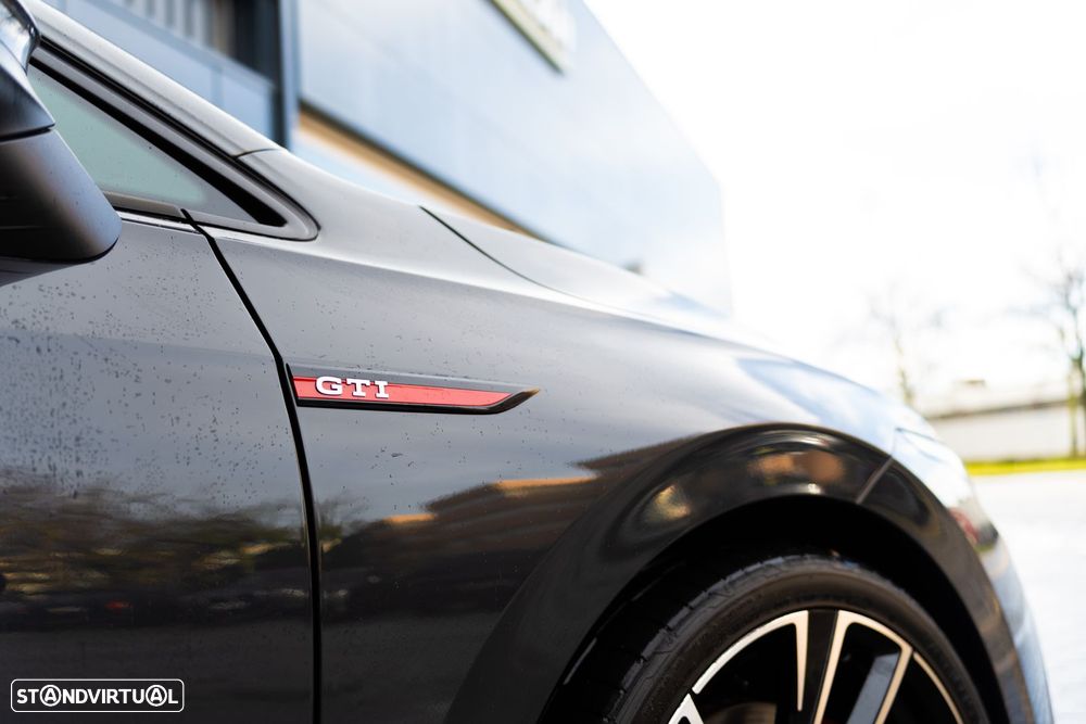 VW Golf 2.0 TSI GTI DSG - 42
