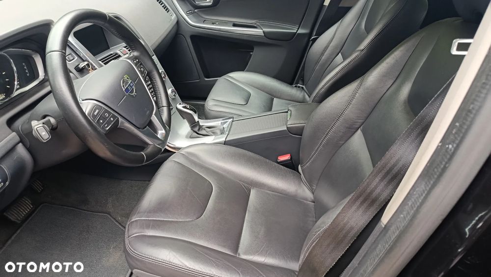 Volvo XC 60 D4 Drive-E Summum - 5