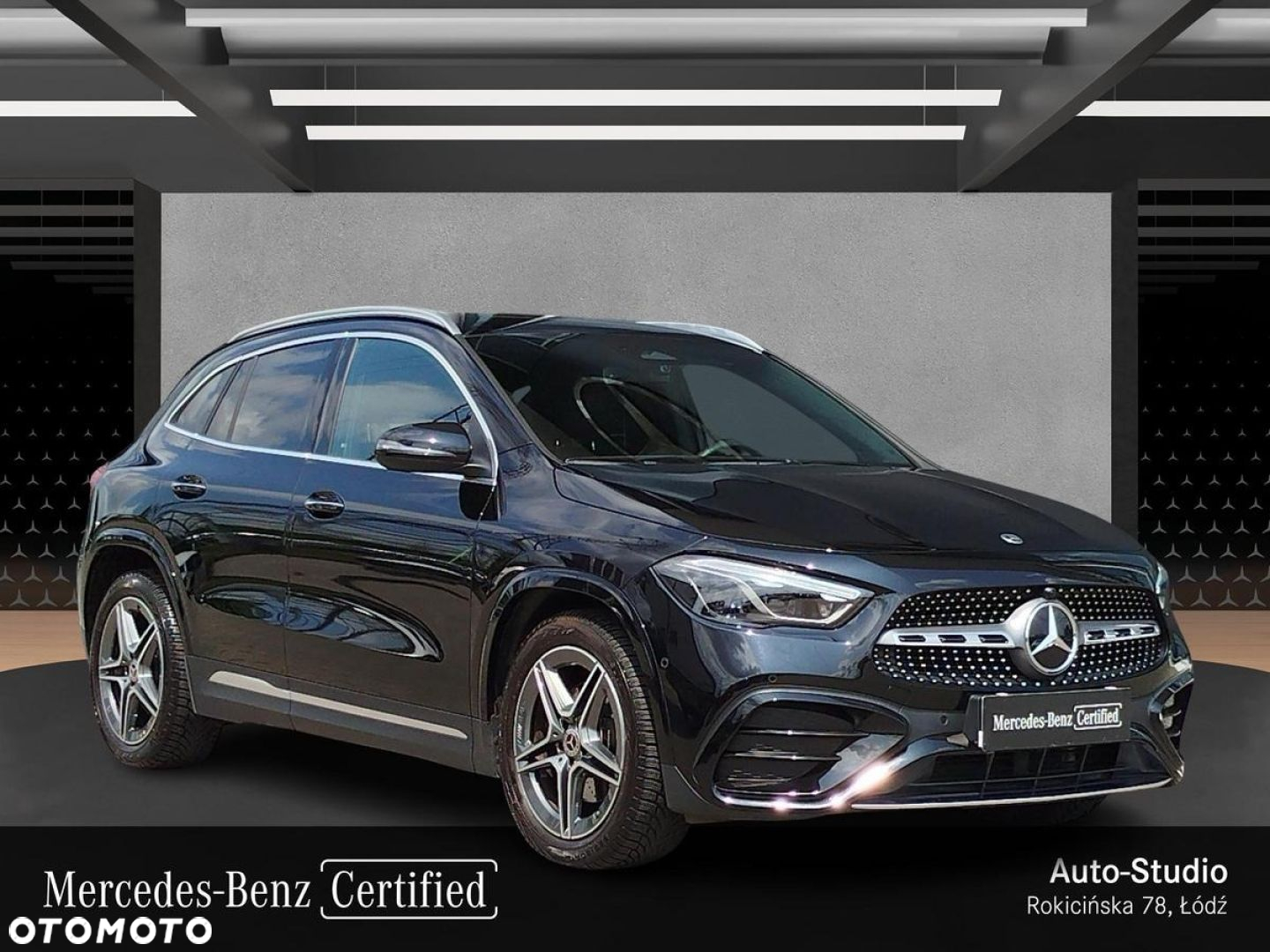 Mercedes-Benz GLA - 8