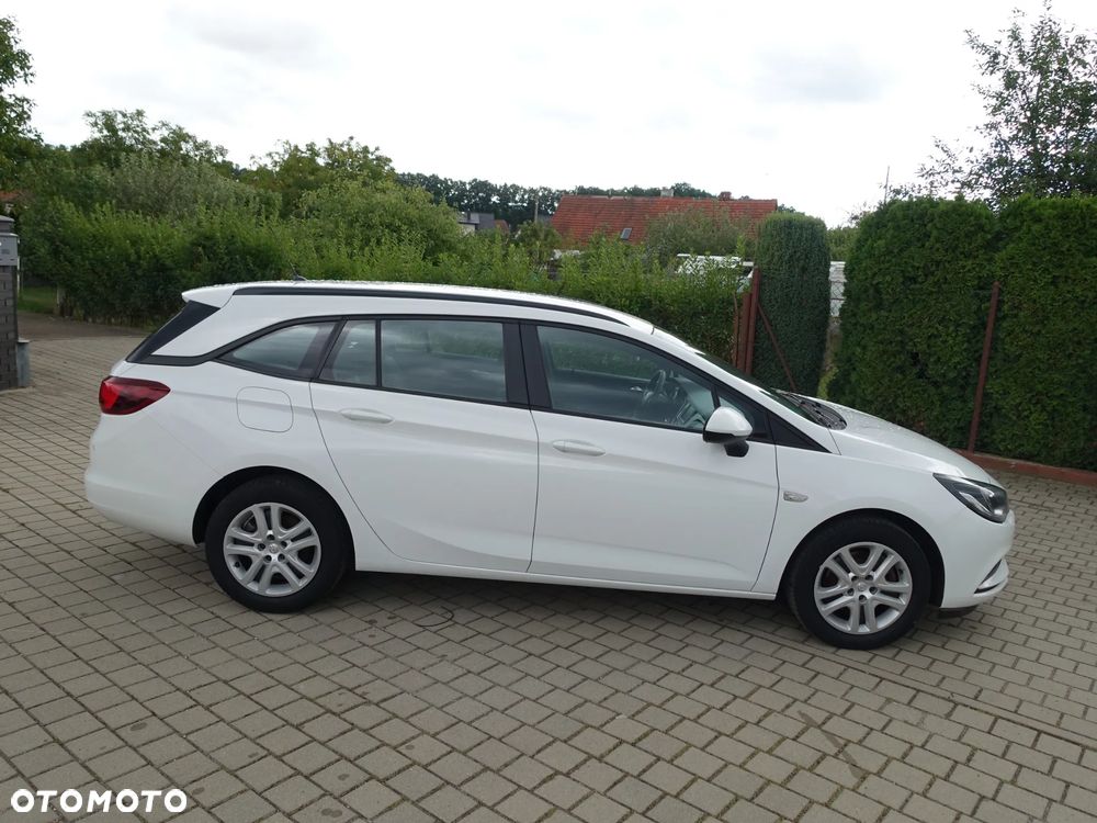 Opel Astra - 3