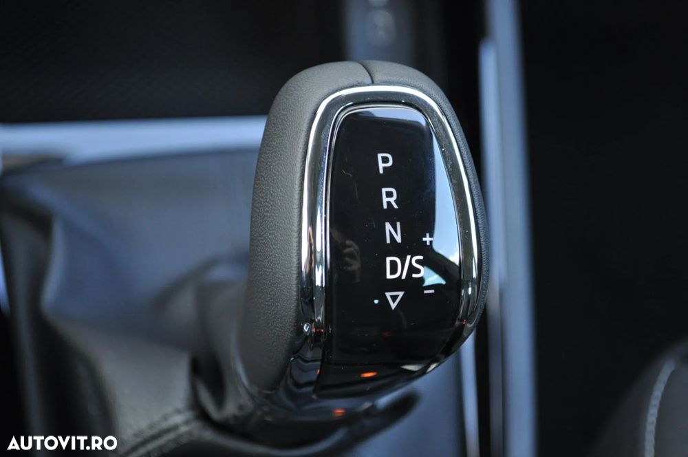 Skoda Kamiq 1.0 TSI DSG Selection - 37
