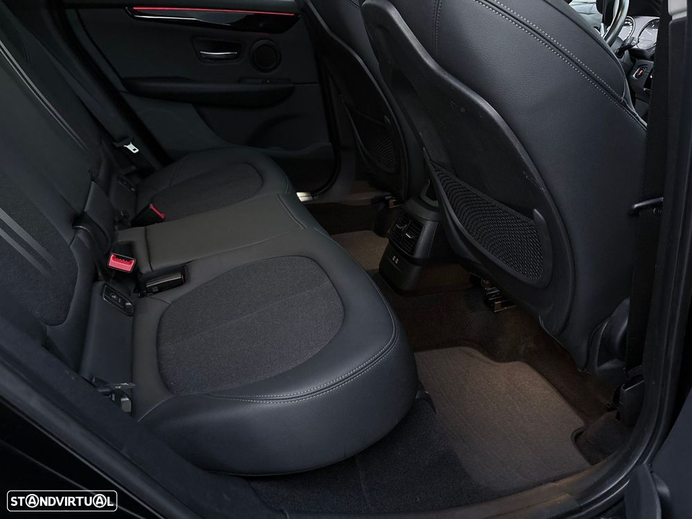 BMW 216 Active Tourer d Line Sport - 36