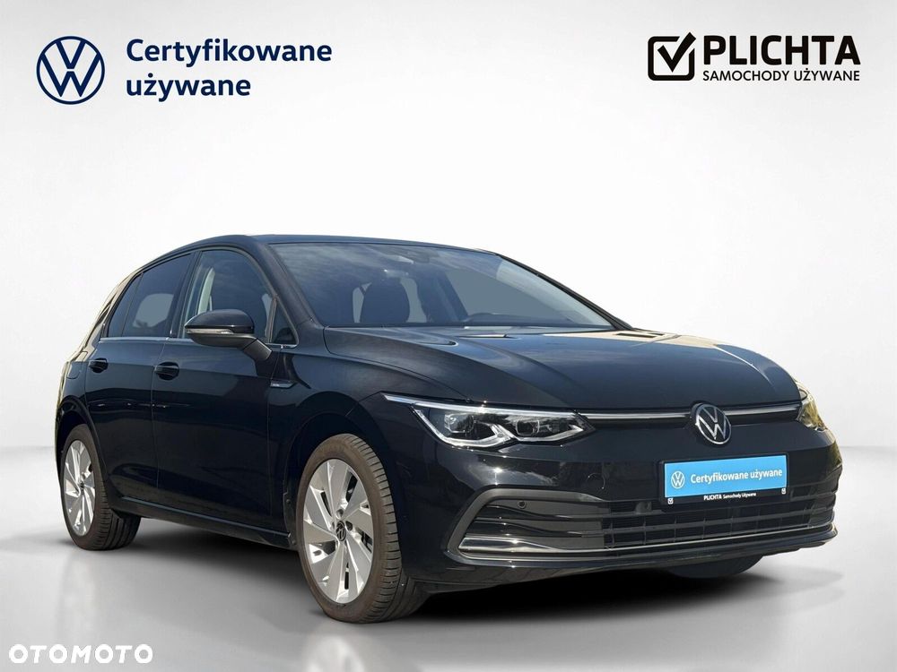 Volkswagen Golf - 8