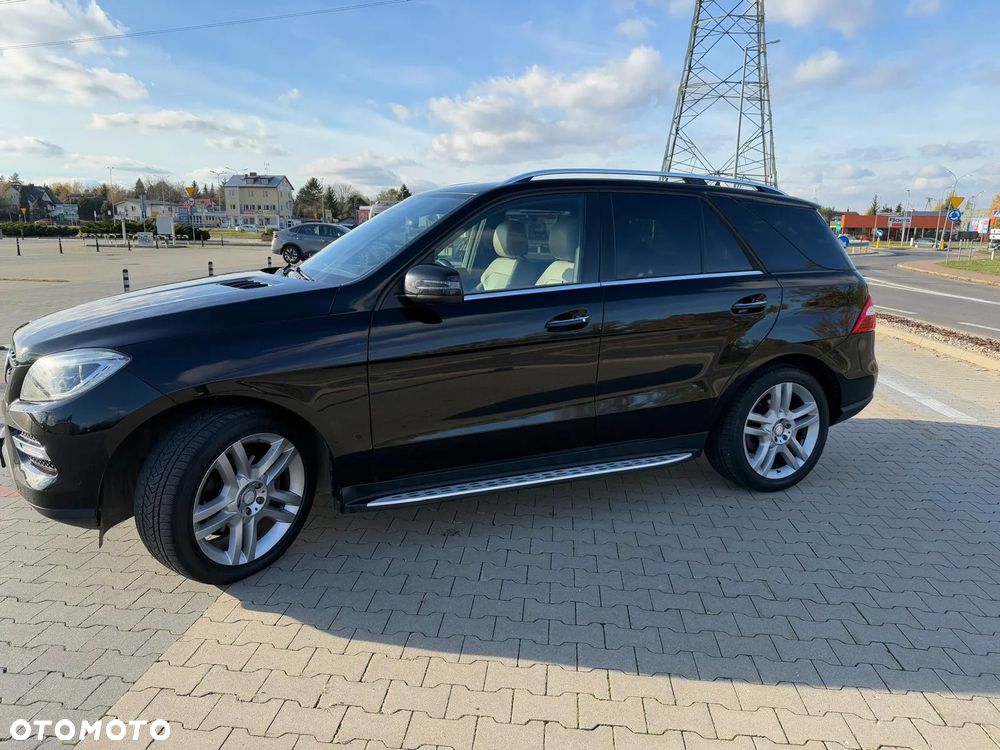 Mercedes-Benz ML - 11