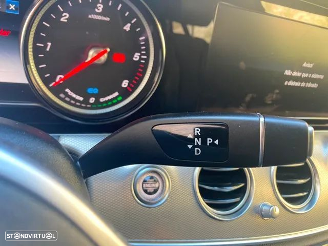 Mercedes-Benz E 300 de Avantgarde - 15
