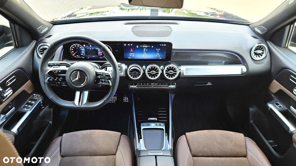 Mercedes-Benz GLB - 18