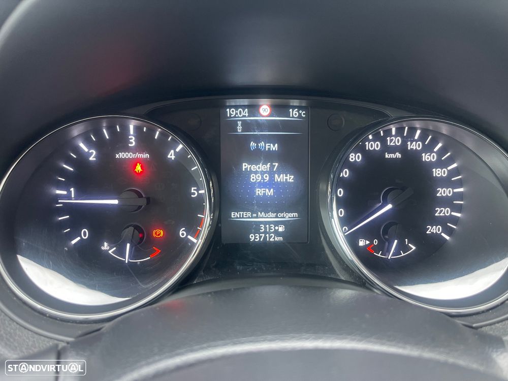 Nissan Qashqai 1.5 dCi N-Connecta Led - 12