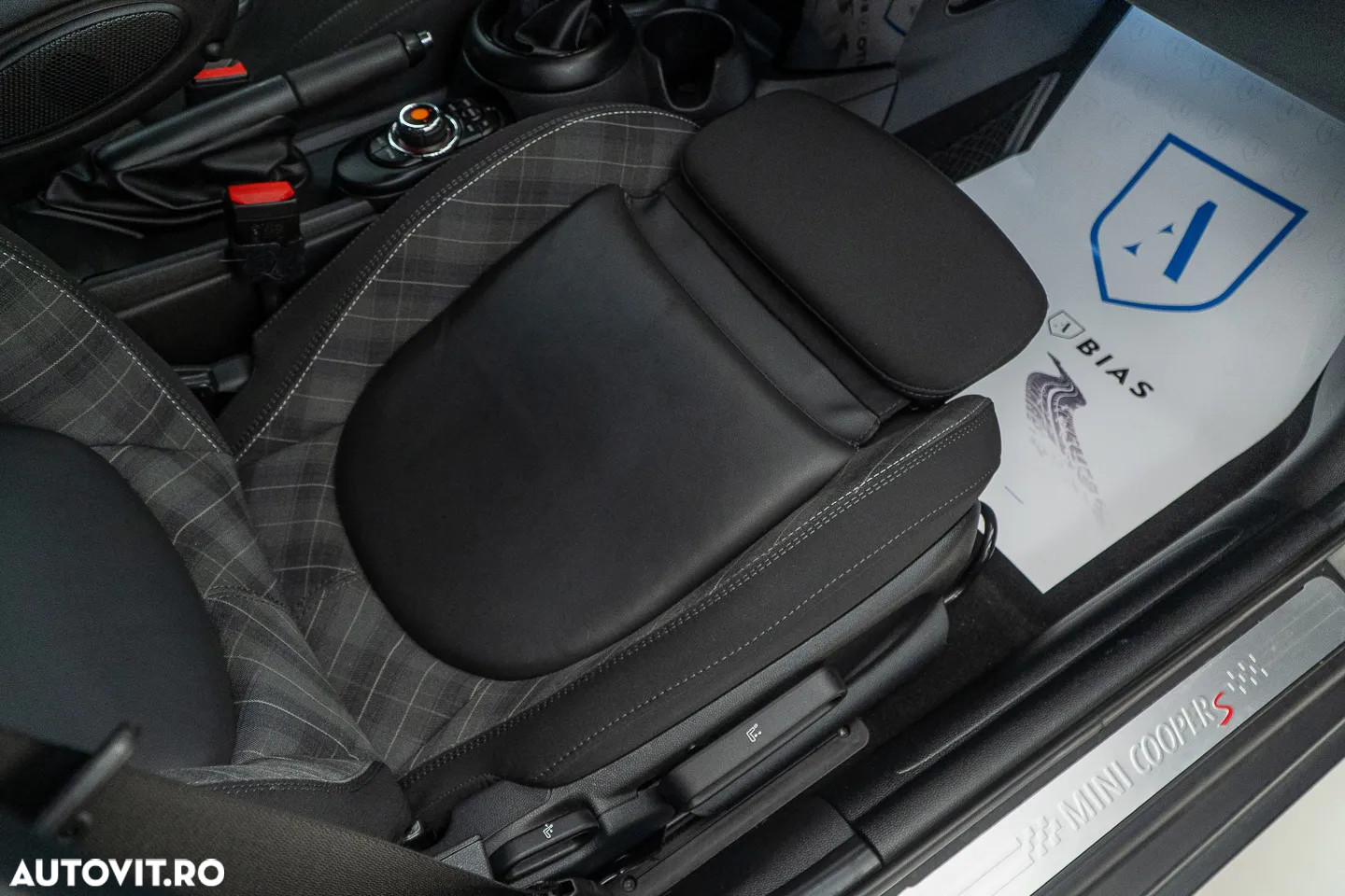 Mini Cooper S Sport-Aut. - 40