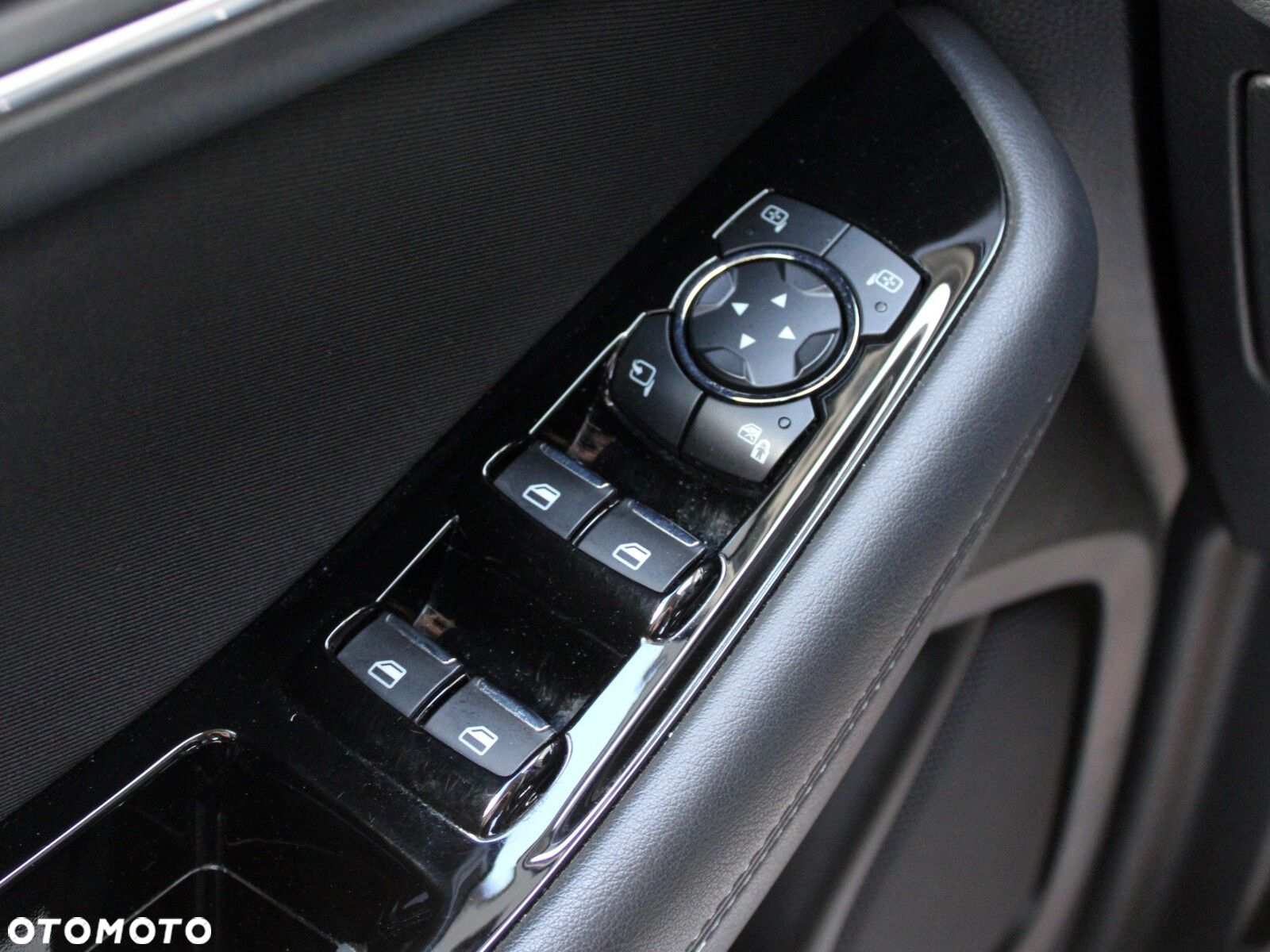 Ford S-Max - 29