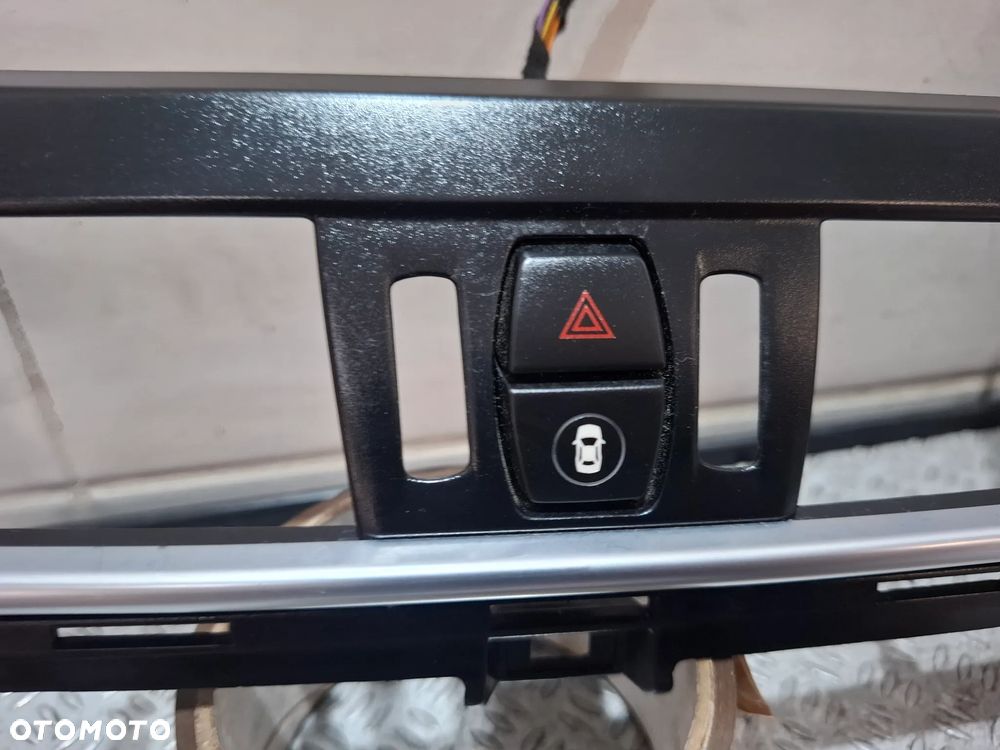 Dekor deski czarne piano BMW 2 F45 2015 rok nr 9319574 - 4