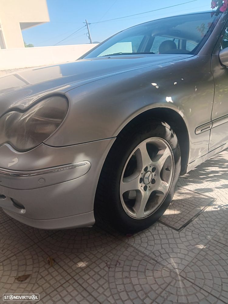 Mercedes-Benz C 220 CDi Avantgarde - 5