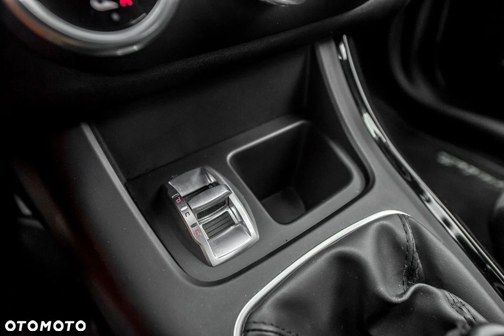 Alfa Romeo Giulietta 1.4 TB Distinctive - 29