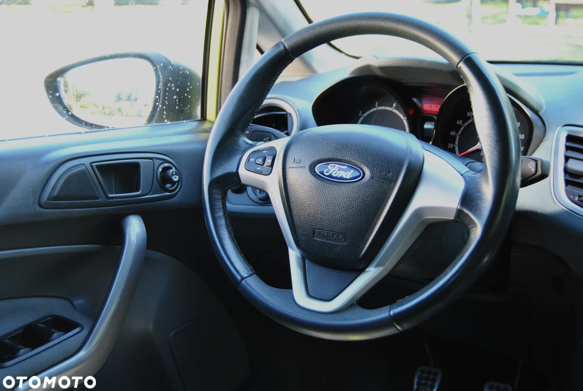 Ford Fiesta 1.25 Trend - 10