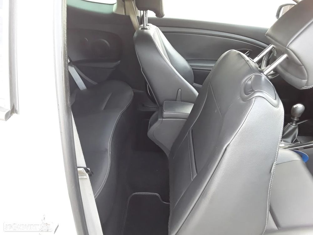 Renault Mégane Coupe Energy dCi 130 FAP Start & Stop Bose Edition - 18