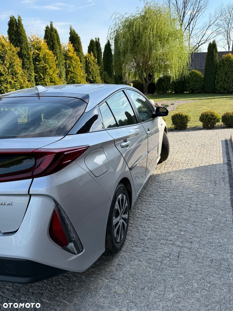 Toyota Prius - 5