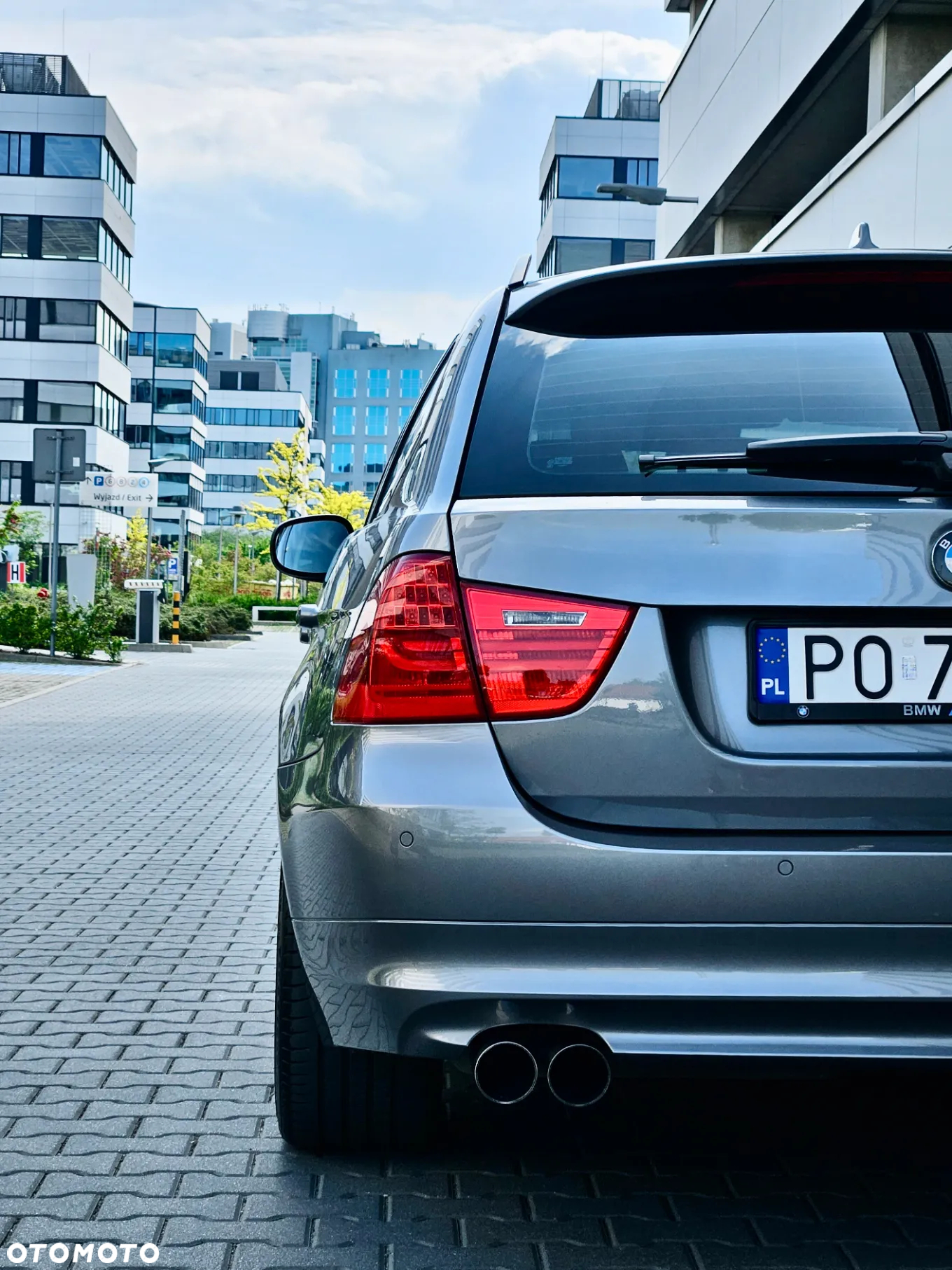 BMW Seria 3 318i - 4