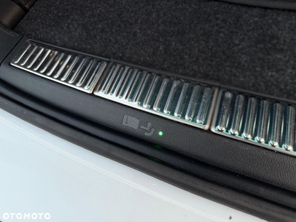 Skoda Superb ver-2-0-tsi-4x4-l-k-dsg - 23