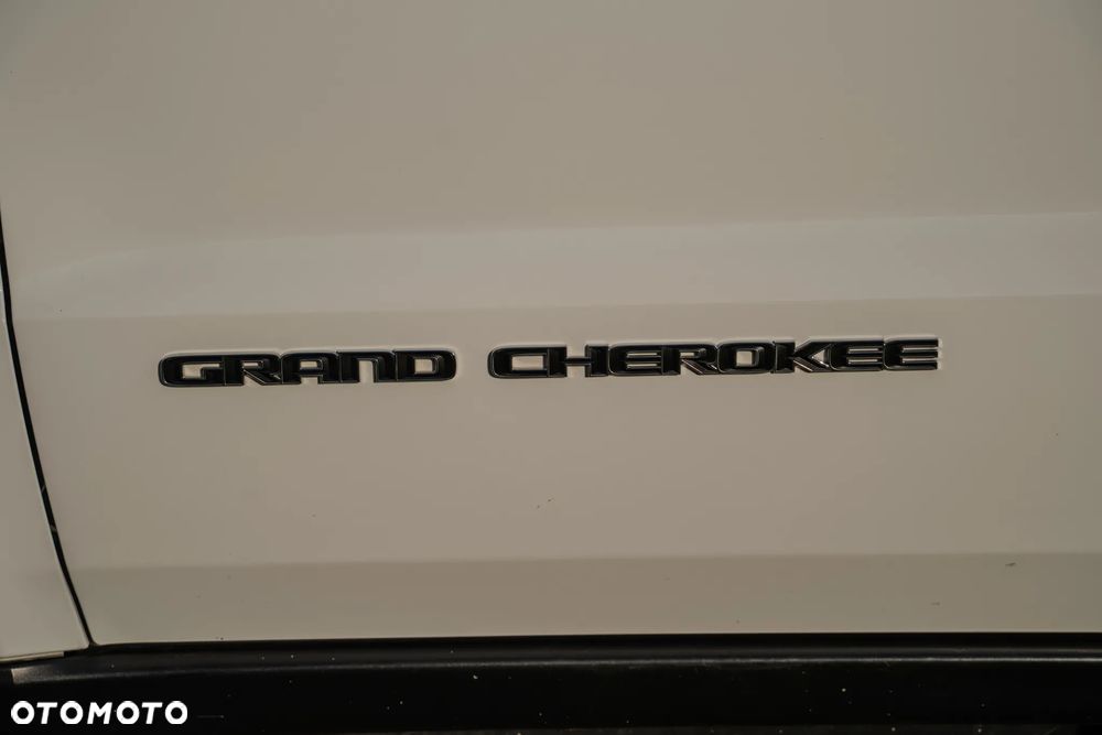 Jeep Grand Cherokee 3.6 V6 Laredo - 16