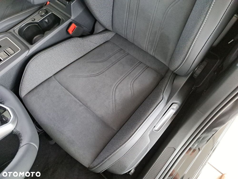 Volkswagen Golf - 13