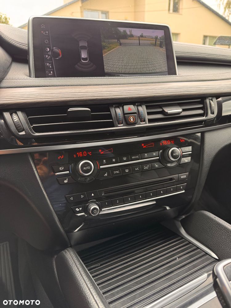 BMW X6 xDrive40d - 15
