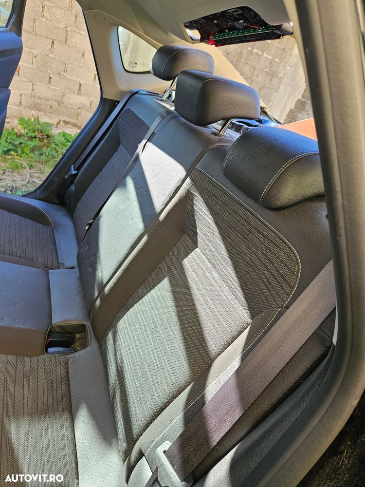 Opel Astra 1.4 ECOTEC Turbo Enjoy - 10