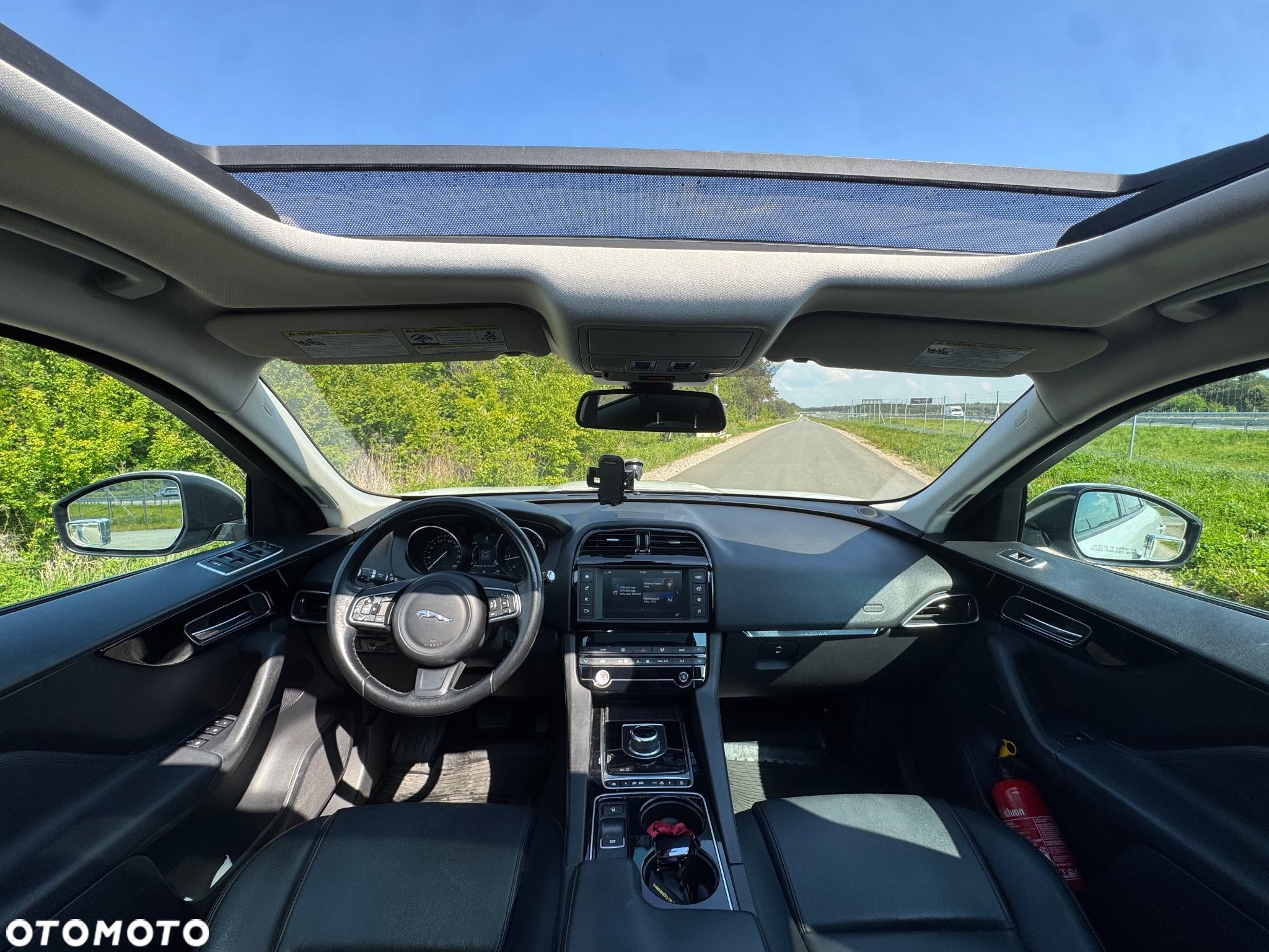 Jaguar F-Pace 20d AWD Portfolio - 10
