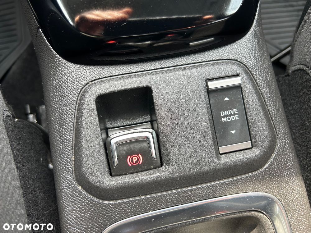 Opel Corsa 1.2 Elegance S&S - 28